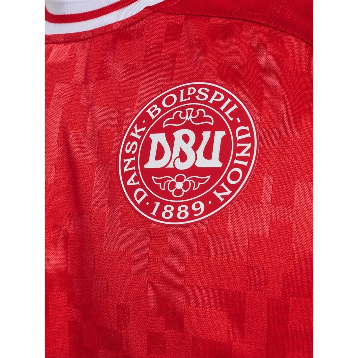 Pierre-Emile Højbjerg – Denmark 24/25 Home Jersey Hummel